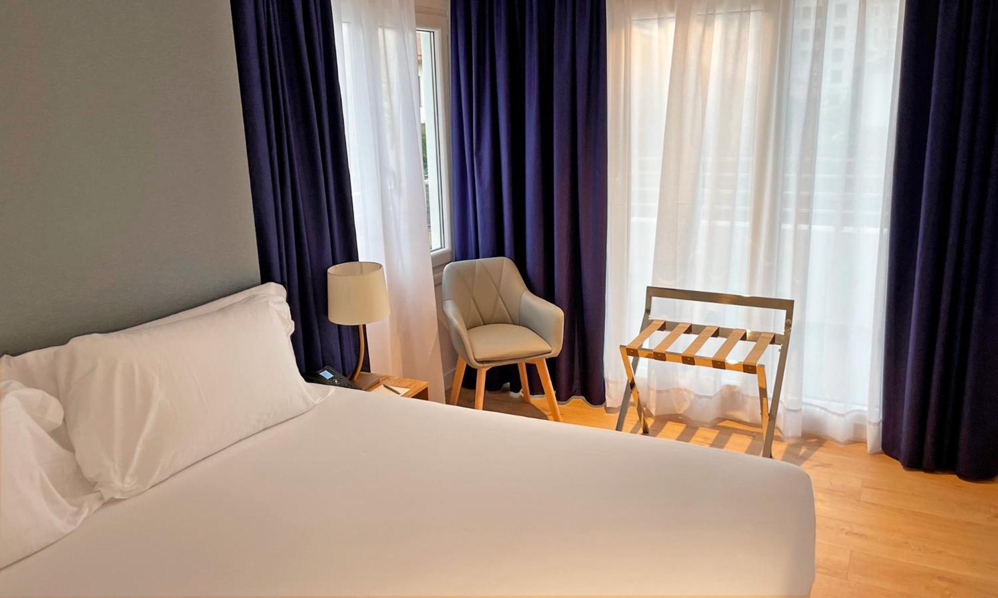 Abba Apartments Playa De Gros San Sebastián Eksteriør billede