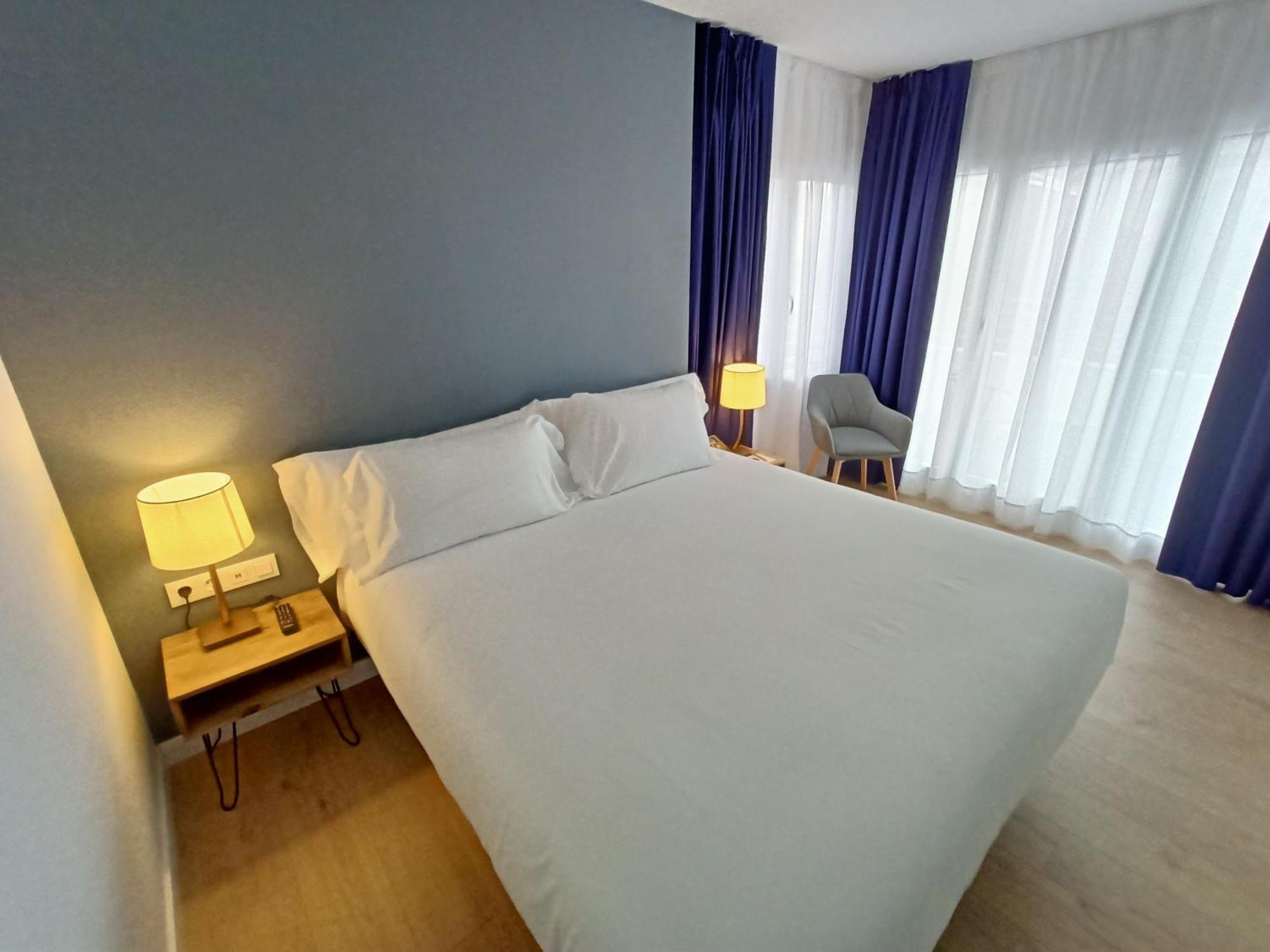 Abba Apartments Playa De Gros San Sebastián Eksteriør billede